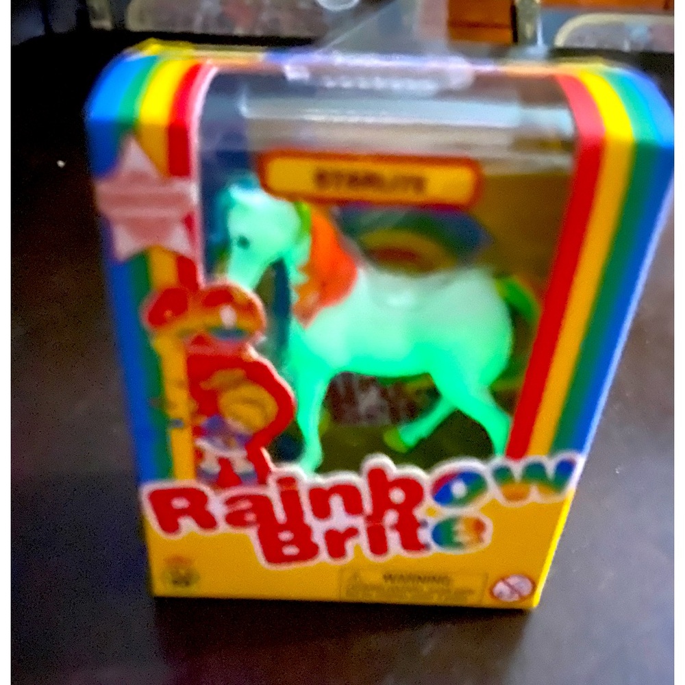 RAINBOW BRITE NWT 40TH ANNIVERSARY STARLITE HORSE RARE GLOW IN THE DARK FIGURE